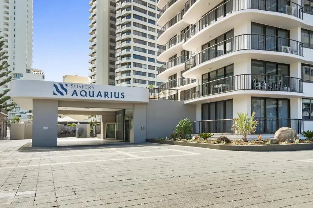 2Br Beachfront Family Friendly Surfers Apartment Gold Coast