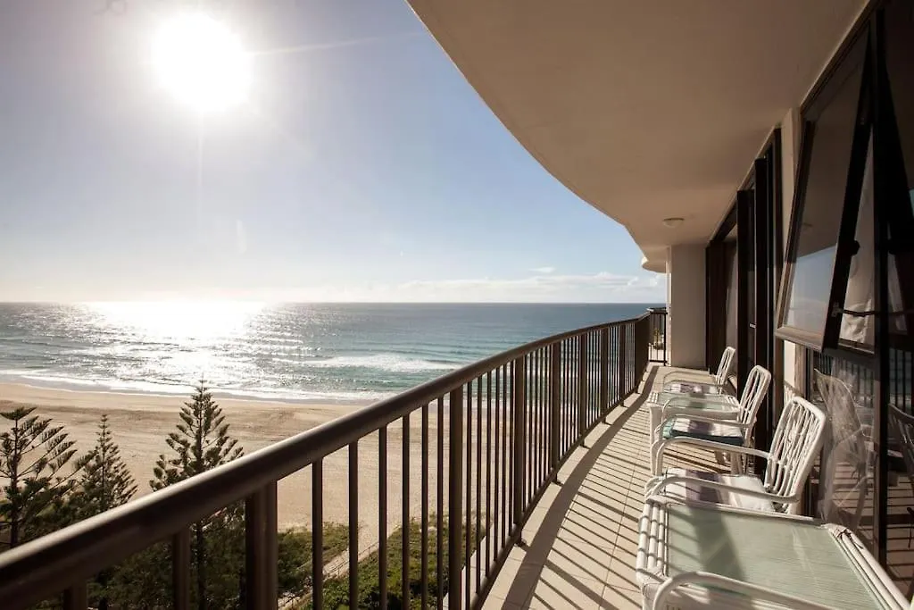 2Br Beachfront Family Friendly Surfers Apartment Gold Coast